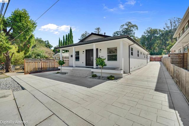 919 Old Canyon Rd, Fremont, CA 94536