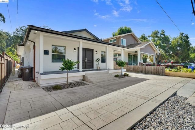 919 Old Canyon Rd, Fremont, CA 94536