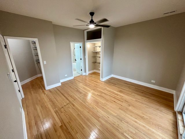 5642 S Prairie Avenue, Chicago, IL 60637