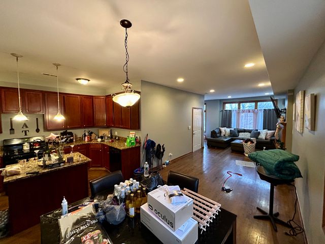 5642 S Prairie Avenue, Chicago, IL 60637