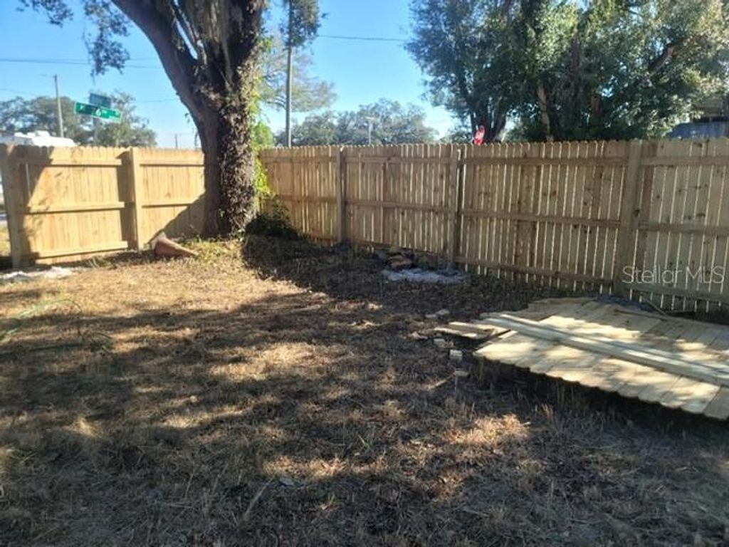 2802 N 76TH STREET, Tampa, FL 33619