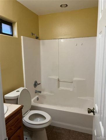 11 E Mile 11, Weslaco, TX 78599