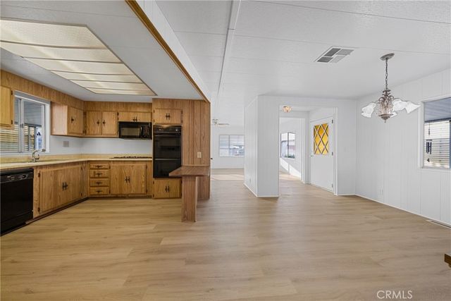950 California 82, Calimesa, CA 92320
