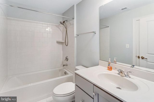 241 SMOKEBUSH DR, Stafford, VA 22554