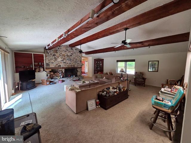 151 INDIAN RUN RD, Glenmoore, PA 19343