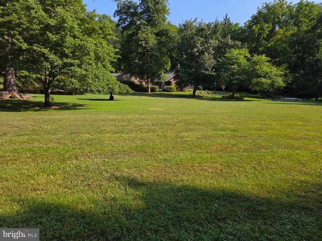 151 INDIAN RUN RD, Glenmoore, PA 19343