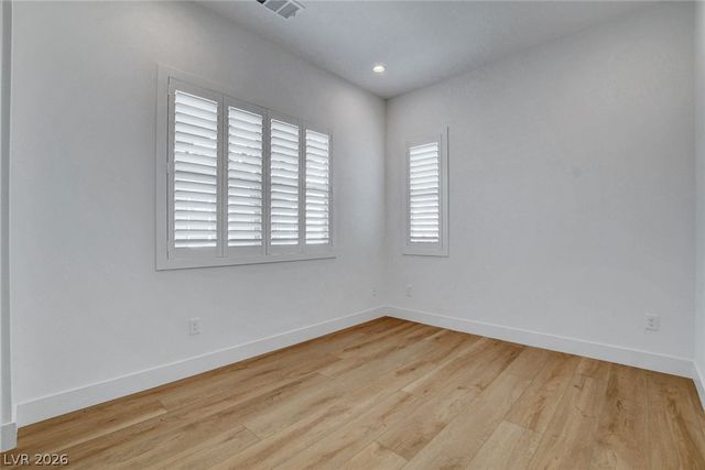 670 Grey Saker Street, Las Vegas, NV 89138