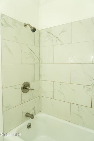 1311 Curry Road, Rotterdam, NY 12306