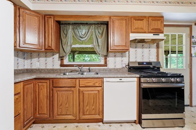 15507 Magoun Street, Cedar Lake, IN 46303
