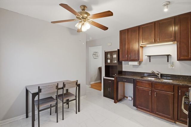 3822 Ruby Street 2E, Schiller Park, IL 60176