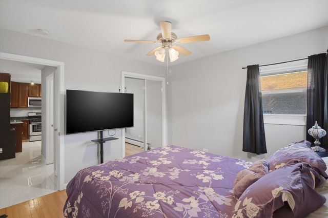 3822 Ruby Street 2E, Schiller Park, IL 60176