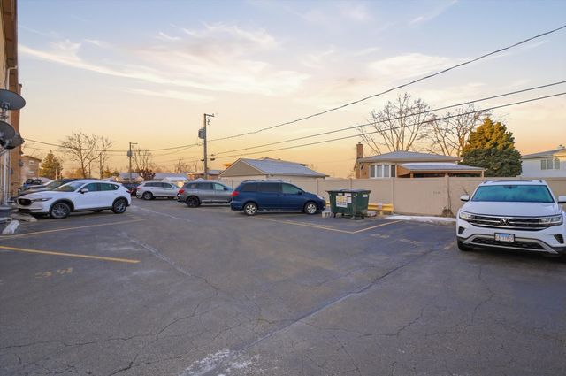 3822 Ruby Street 2E, Schiller Park, IL 60176