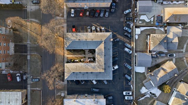 3822 Ruby Street 2E, Schiller Park, IL 60176