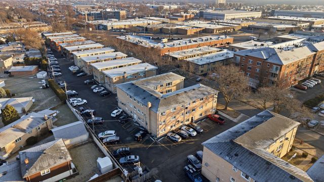 3822 Ruby Street 2E, Schiller Park, IL 60176