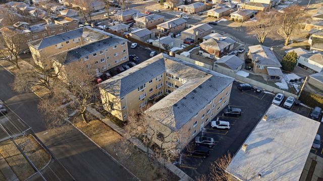 3822 Ruby Street 2E, Schiller Park, IL 60176