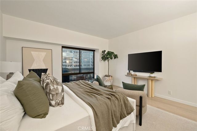 10445 Wilshire, Los Angeles, CA 90024