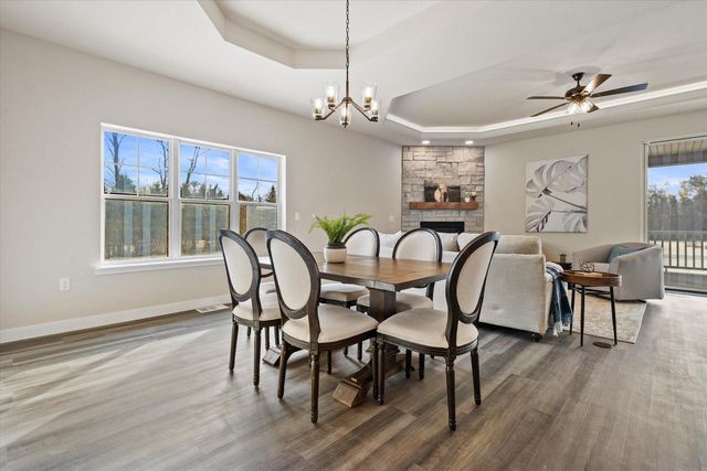 7014 Stonewood LANE, Lannon, WI 53046