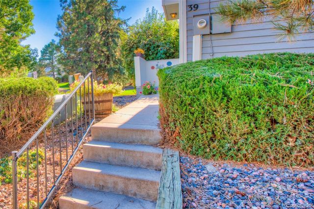 39 S Nome Street, Aurora, CO 80012