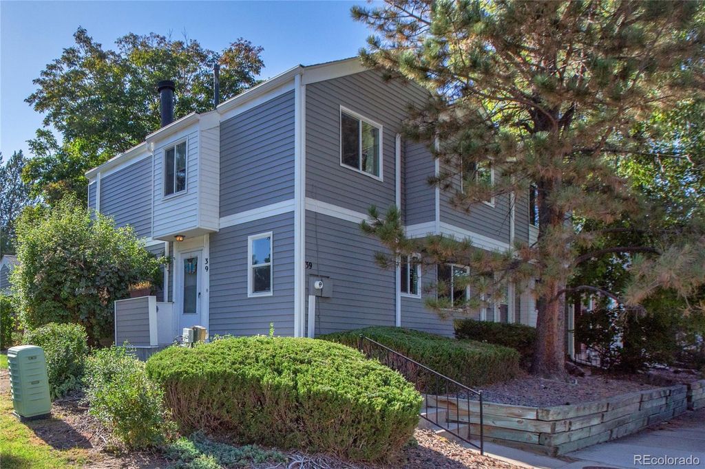 39 S Nome Street, Aurora, CO 80012