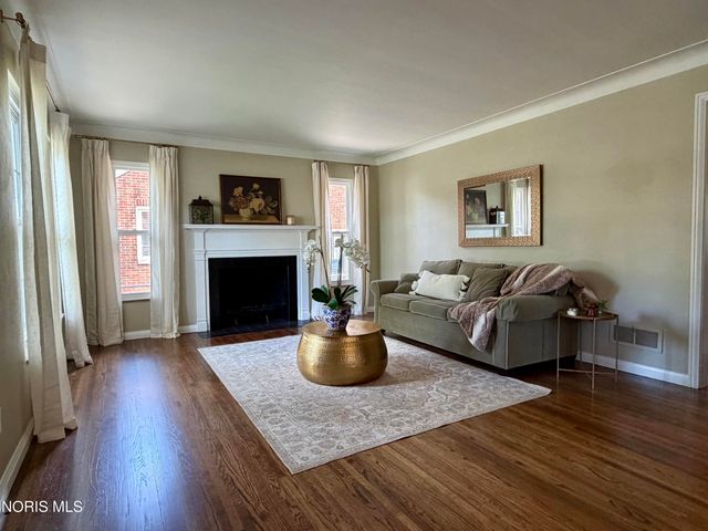 4203 Rugby Drive, Toledo, OH 43614