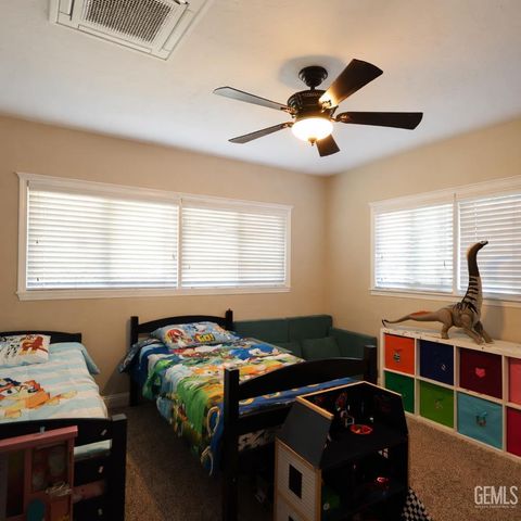 262 Monte Vista Drive, Bakersfield, CA 93305