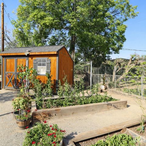 262 Monte Vista Drive, Bakersfield, CA 93305