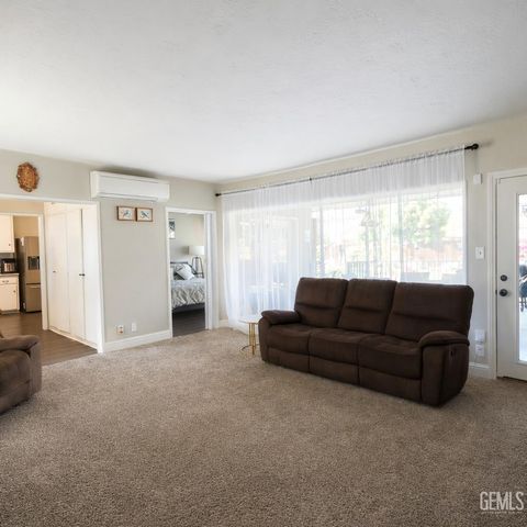 262 Monte Vista Drive, Bakersfield, CA 93305