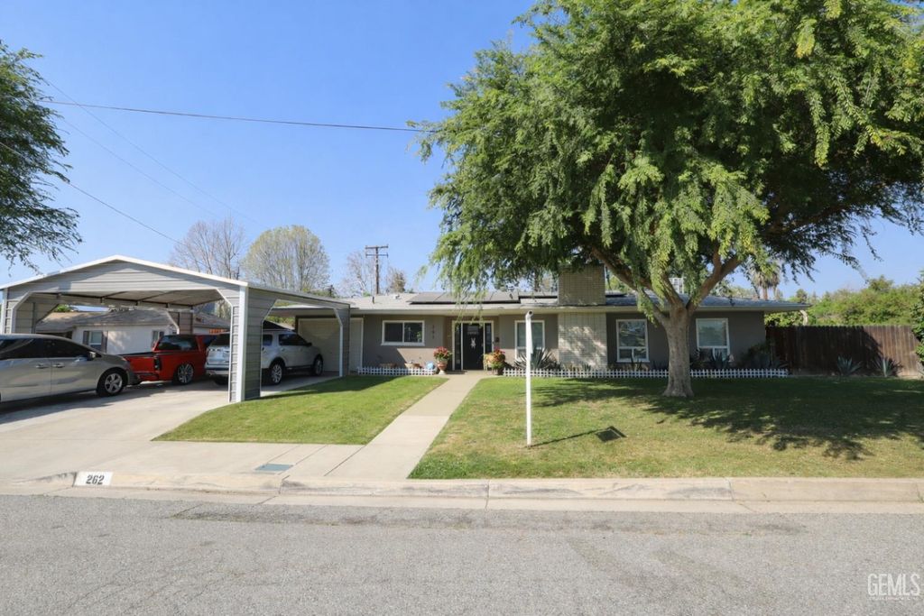 262 Monte Vista Drive, Bakersfield, CA 93305