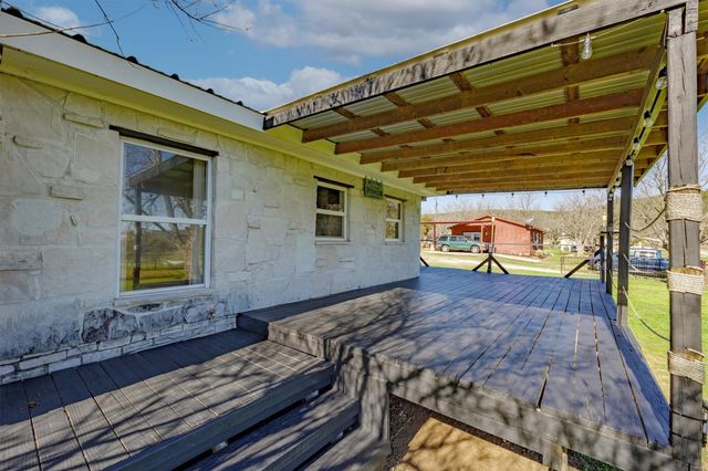 110 Lakewood DR, Burnet, TX 78611