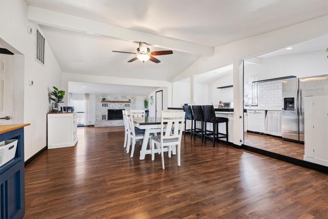 110 Lakewood DR, Burnet, TX 78611