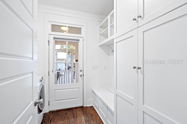 40 Celadon Dr, Ladys Island, SC 29907