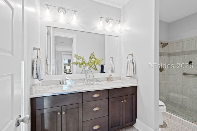 40 Celadon Dr, Ladys Island, SC 29907