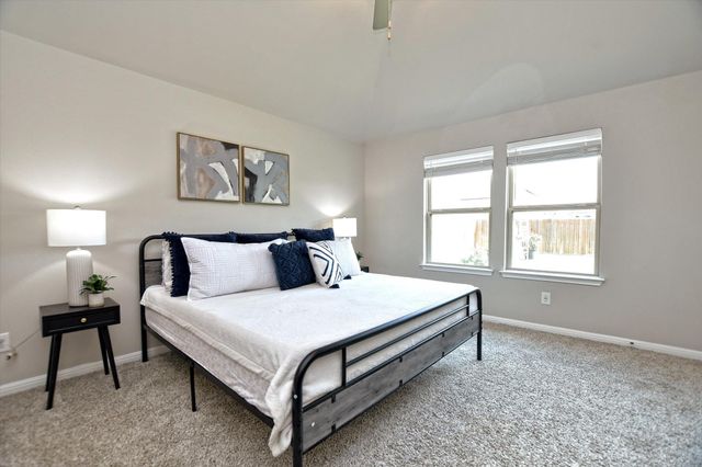 608 Carol DR, Hutto, TX 78634