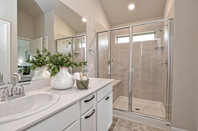 608 Carol DR, Hutto, TX 78634