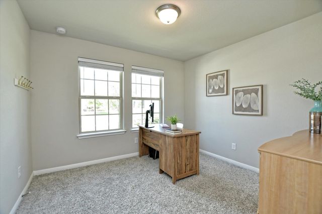 608 Carol DR, Hutto, TX 78634