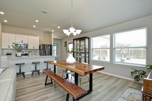 608 Carol DR, Hutto, TX 78634