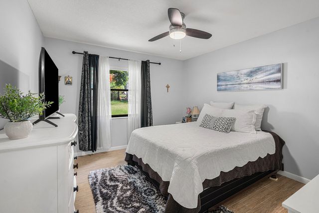 3315 Lucerne Park Drive, Greenacres, FL 33467