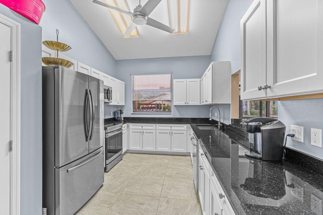 3315 Lucerne Park Drive, Greenacres, FL 33467