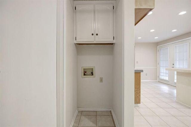 8300 S Drexel Place, Oklahoma City, OK 73159