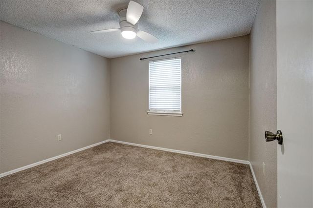 8300 S Drexel Place, Oklahoma City, OK 73159