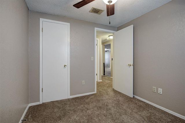 8300 S Drexel Place, Oklahoma City, OK 73159