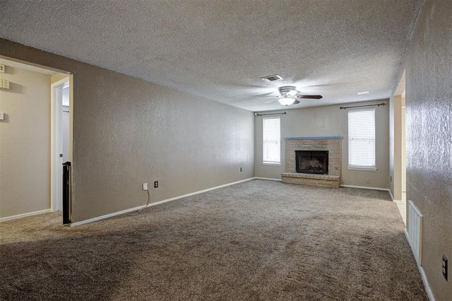 8300 S Drexel Place, Oklahoma City, OK 73159