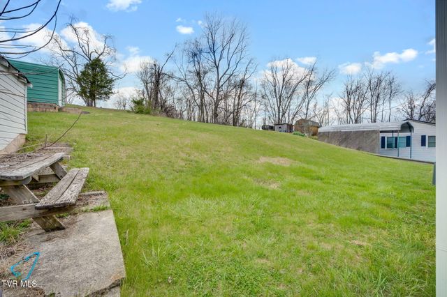 114 Maple Drive, Jonesborough, TN 37659