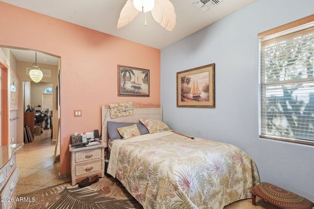 1774 W GREEN TREE Drive, San Tan Valley, AZ 85144