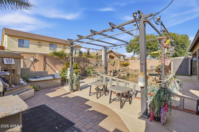 1774 W GREEN TREE Drive, San Tan Valley, AZ 85144