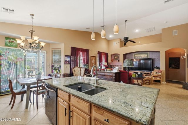 1774 W GREEN TREE Drive, San Tan Valley, AZ 85144
