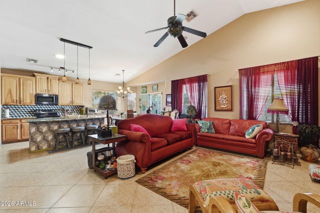 1774 W GREEN TREE Drive, San Tan Valley, AZ 85144