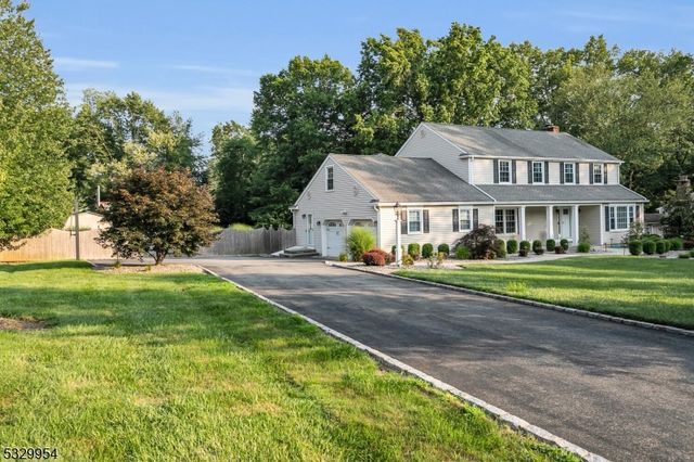 60 Kinnan Way, Bernards Twp., NJ 07920
