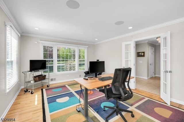 60 Kinnan Way, Bernards Twp., NJ 07920