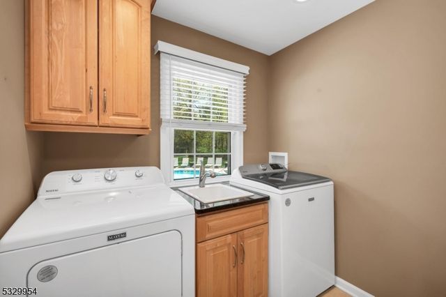 60 Kinnan Way, Bernards Twp., NJ 07920